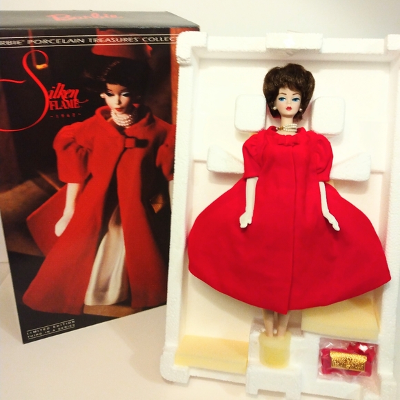 🌹🍃New In Box ~ “Silken Flame” 1992 Limited Edition Porcelain Barbie Doll
